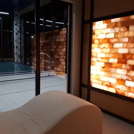 & Basen Kryty * Ustronie Morskie