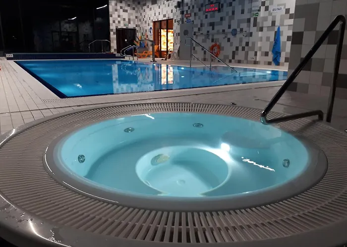 & Basen Kryty Ustronie Morskie